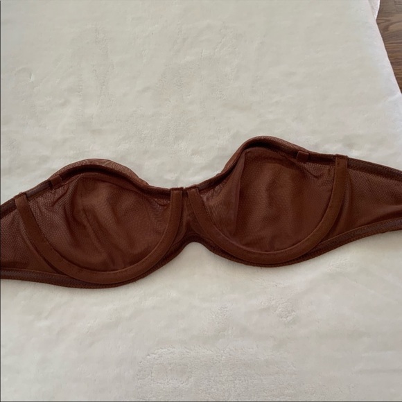 🛑SOLD🛑SKIMS bra strapless mesh underwire bronze size 32B - Picture 7 of 10